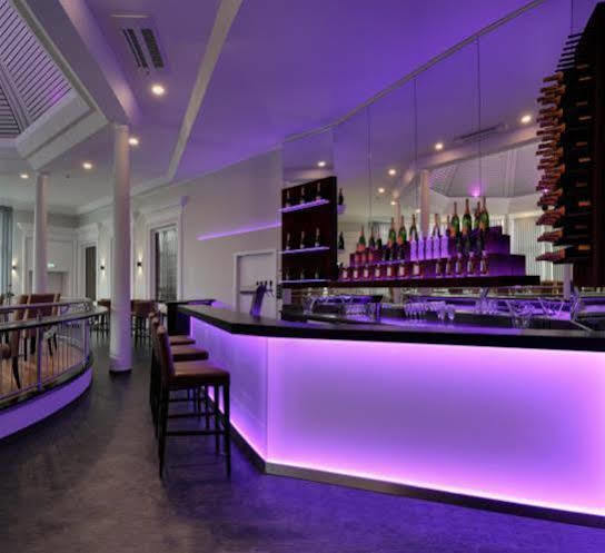 Hotel Am Schloss 아우리흐 외부 사진